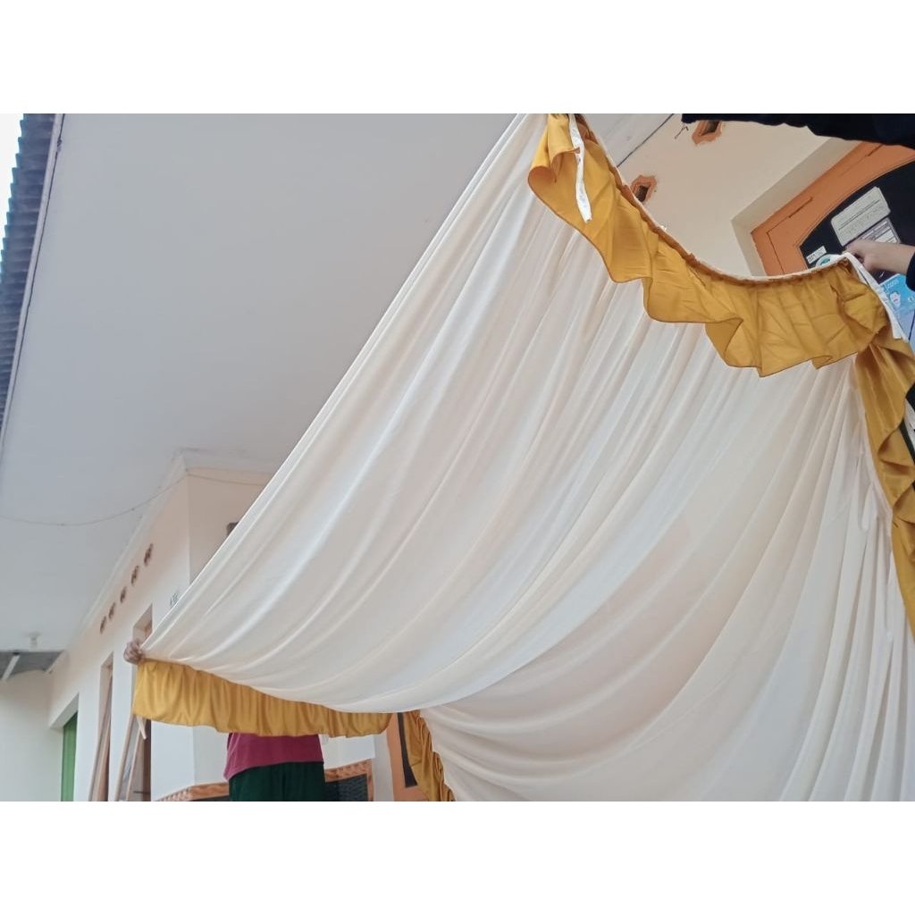 Plafon Tenda Sisir atau Plafon Tenda Serut atau Plafon Garis atau Plafon Tenda Pesta