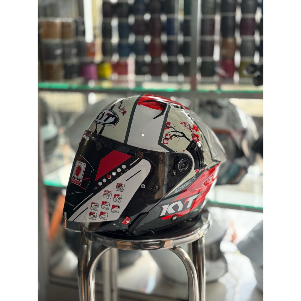 Helm KYT NFJ MOTIF SAKURA