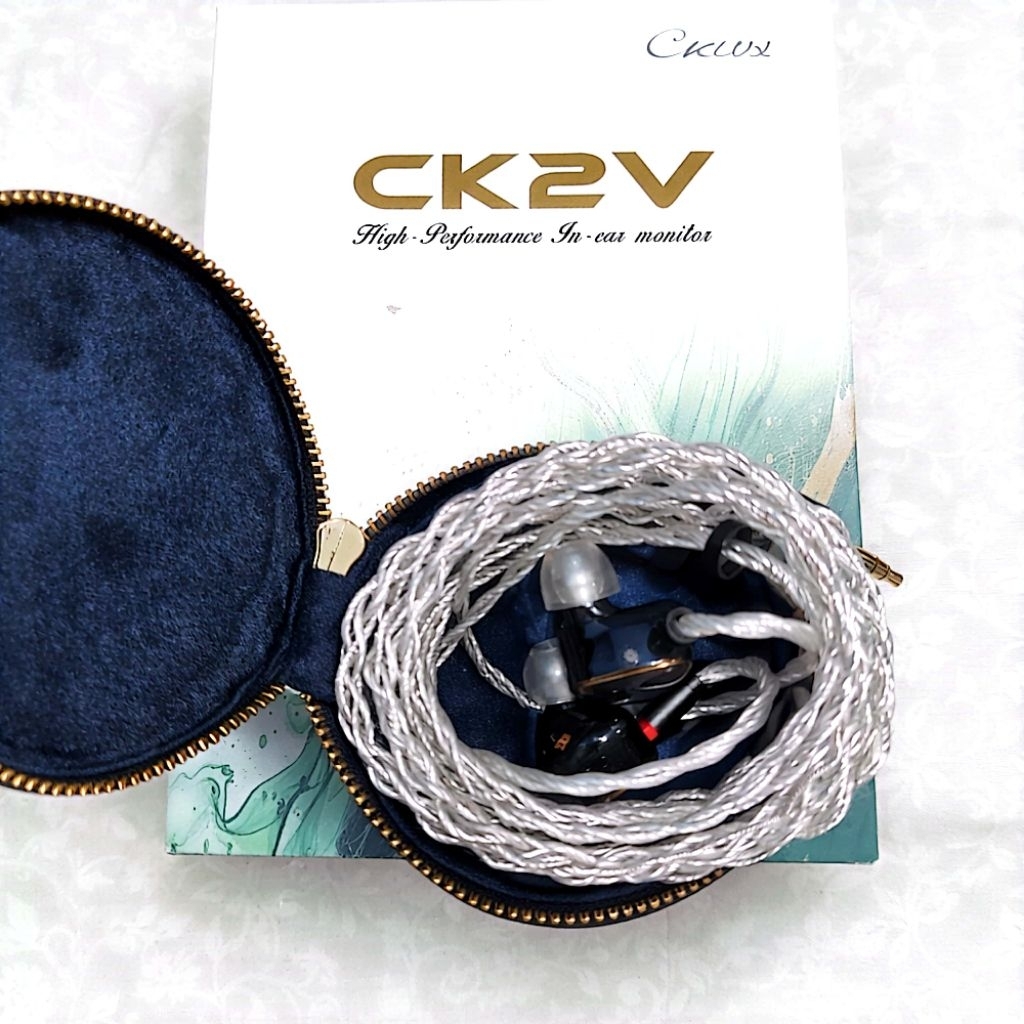 XINHS SNOWMAN SECOND LIKE NEW