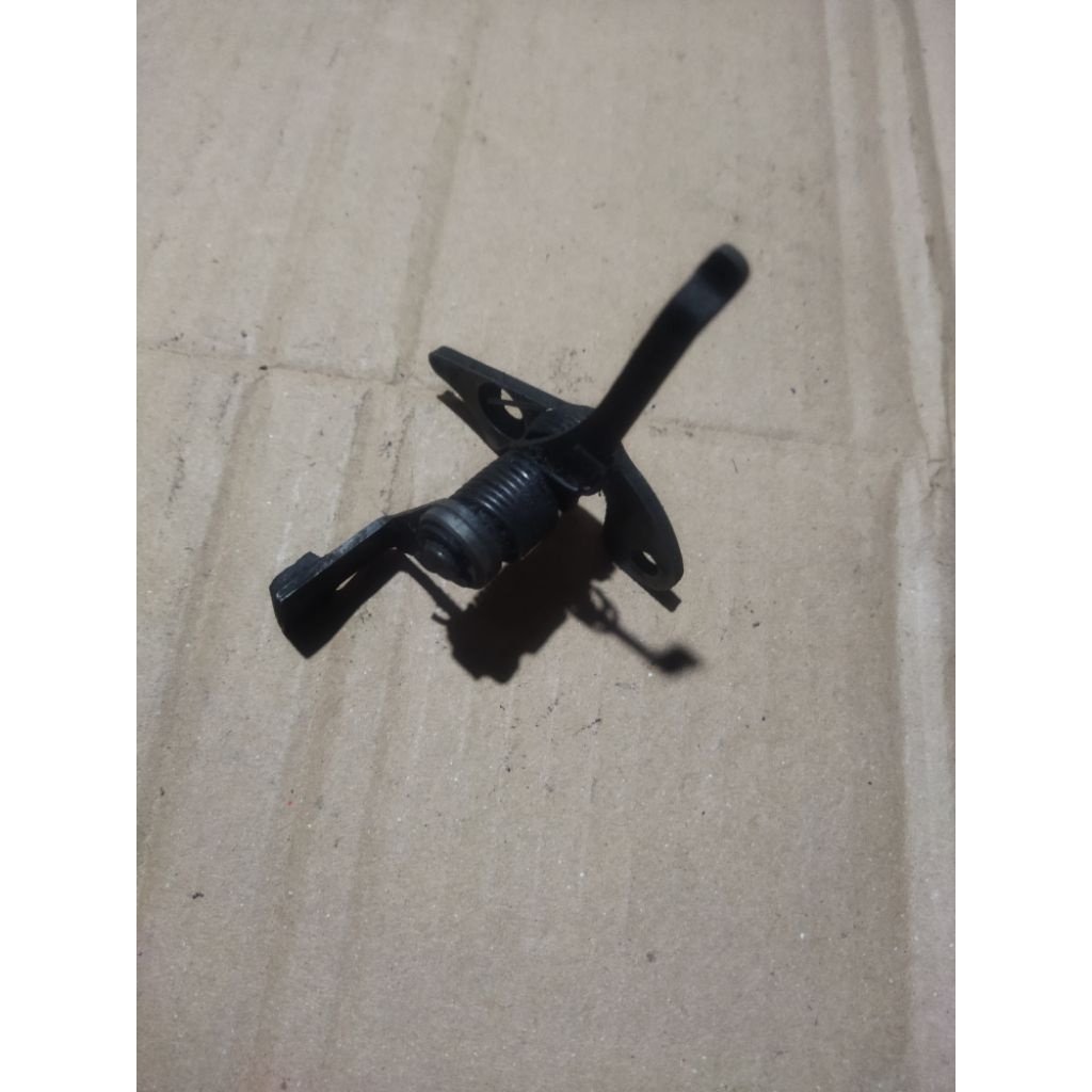 stoper penahan mangkok kampas ganda suzuki rc 100 RX 800 bravo cristal tornado