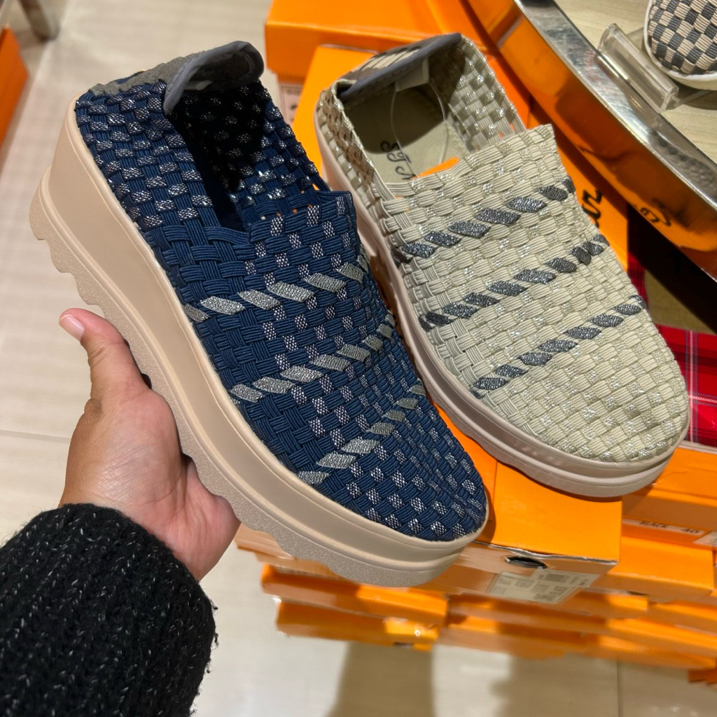 sepatu wanita rajut wedges 6cm ST.MORITZ original