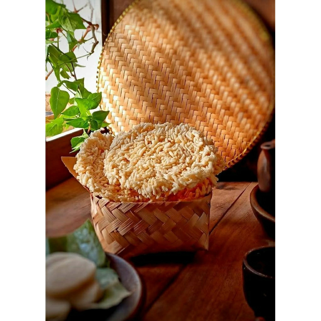 rengginang milda jaya khas situbondo terbuat dari beras ketan pilihan