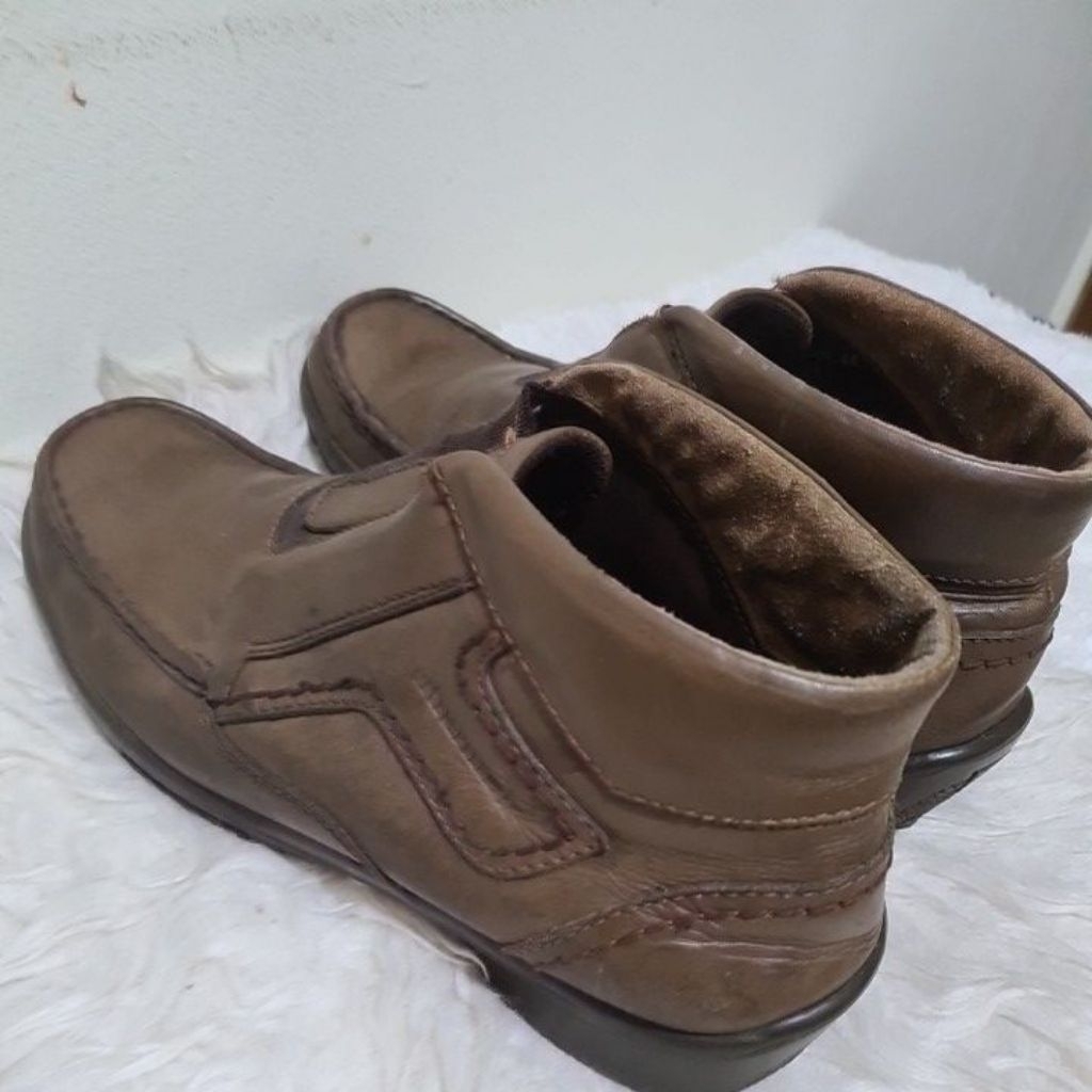 preloved Sepatu Pria Obermain no.44