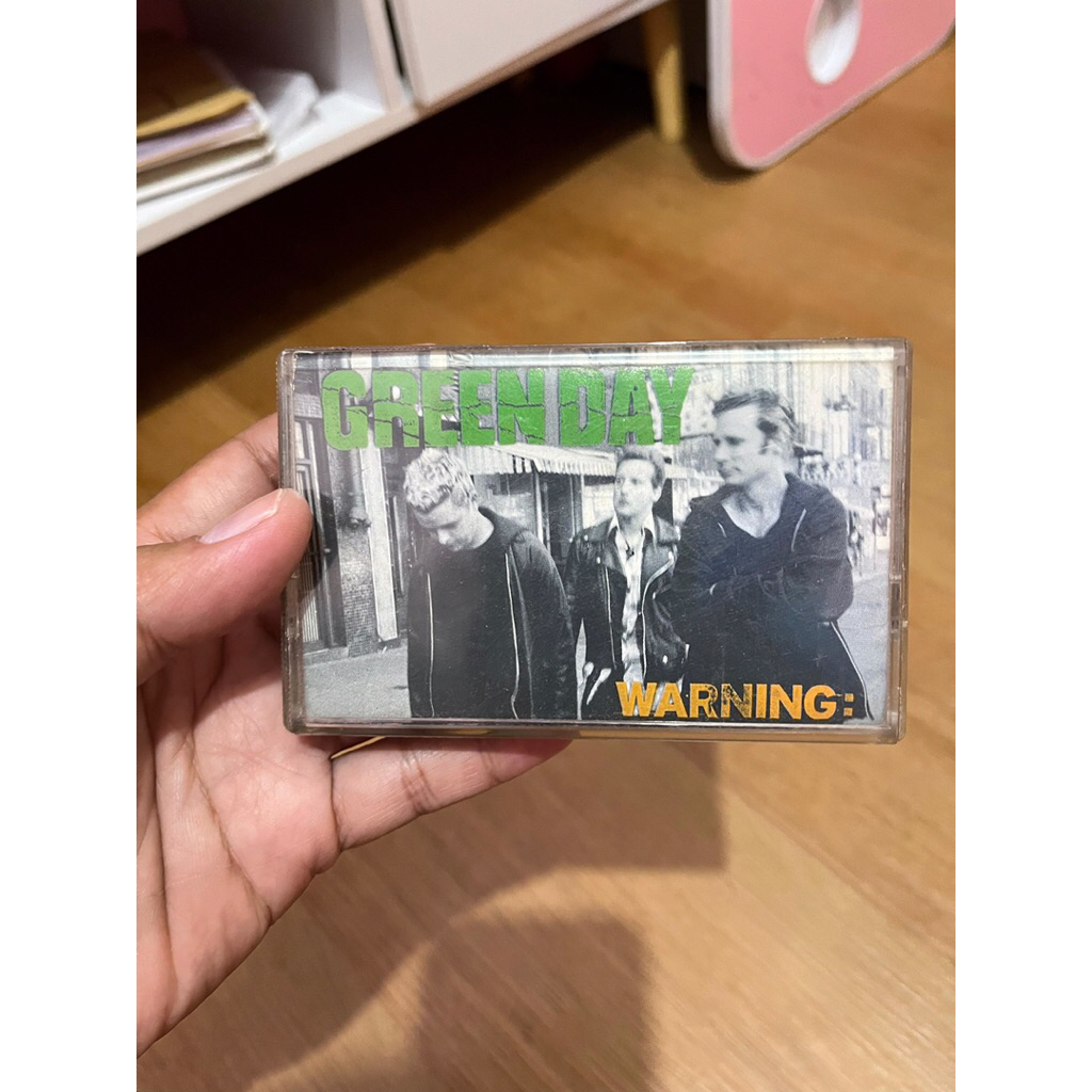 kaset pita greenday warning