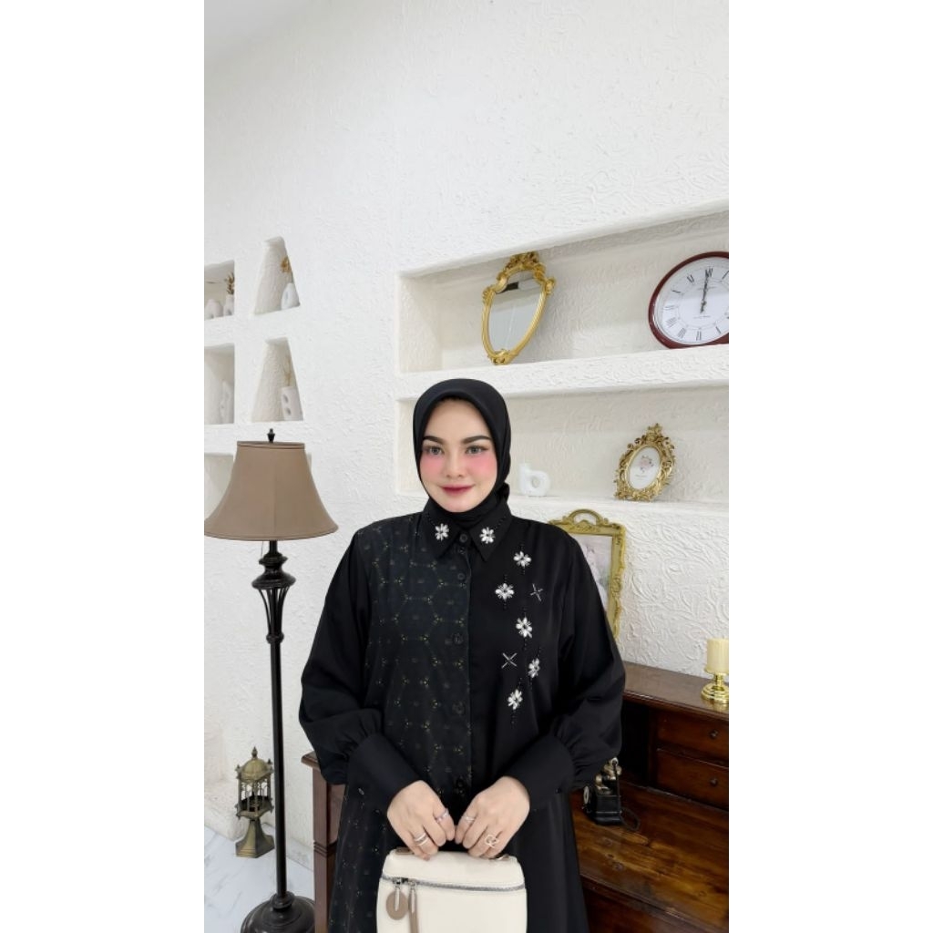 Haziqa Abaya
By: SI.NE.SA