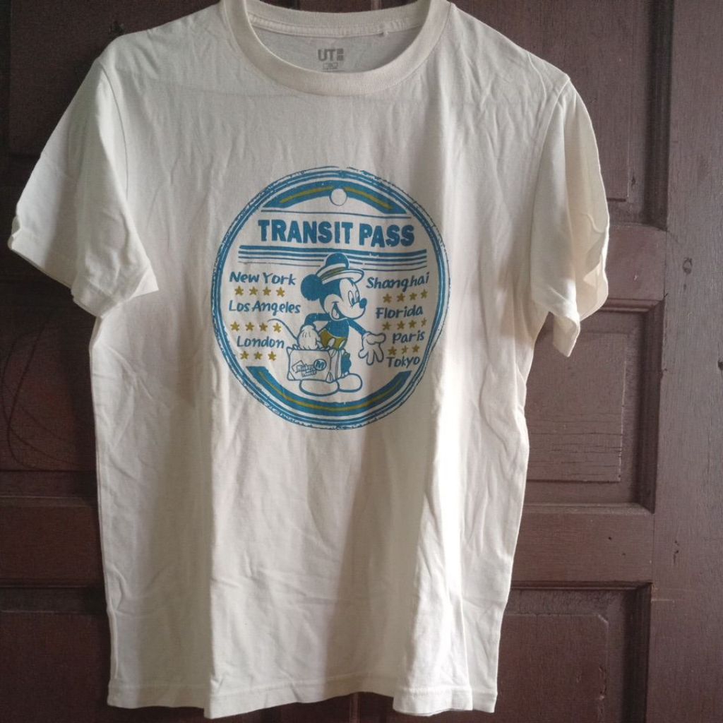 Kid's UT Disney Transit Pass Mickey T-shirt/ Preloved Original