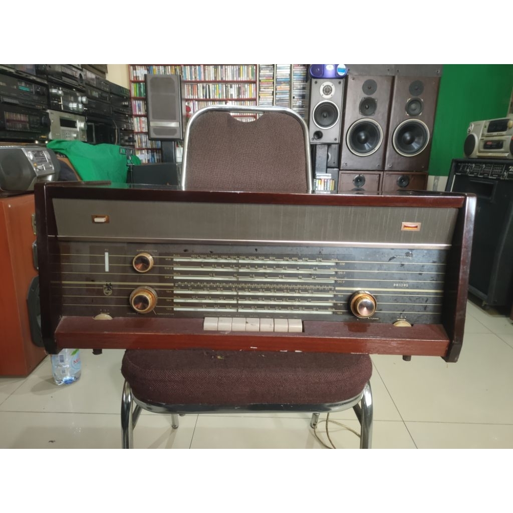 radio tube tabung PHILIPS NYALA NORMAL