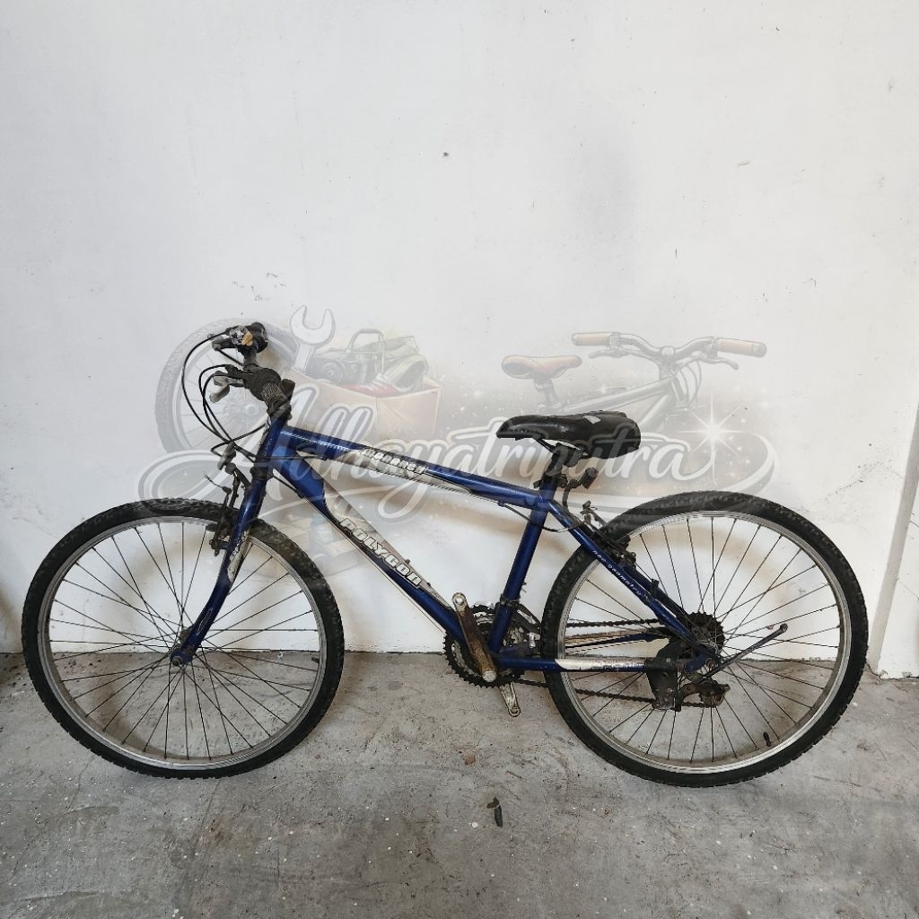 31126MTPMB1330 SEPEDA SECOND MTB 26 POLYGON MONARCH BLUE seperti foto apa adanya tidak garansi