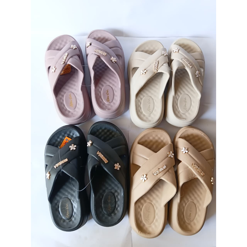 Uk. 36-40 Hak tinggi. 3-4cm NEW ERA LB E11042 Sandal Wanita Dewasa Slip On Karet Ringan Empuk Berkua