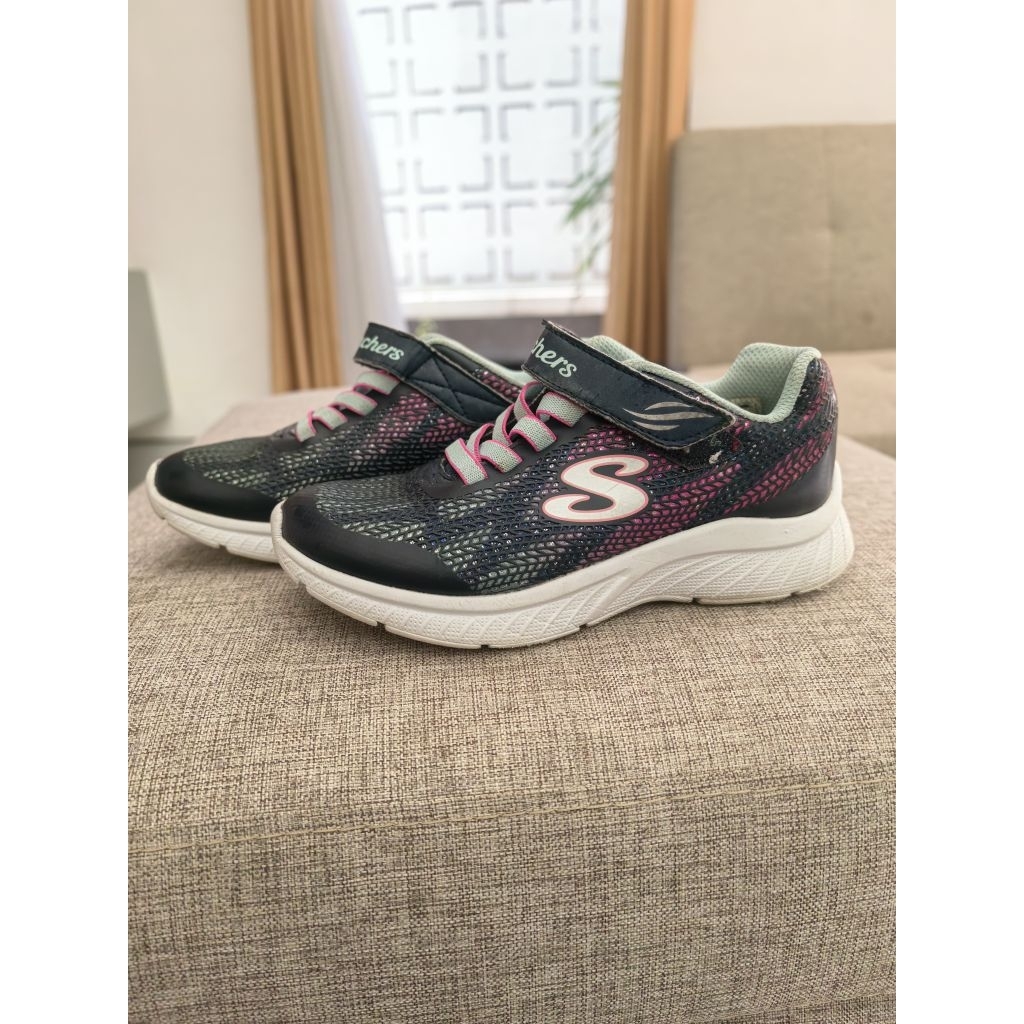 Preloved Sepatu Skechers Anak
