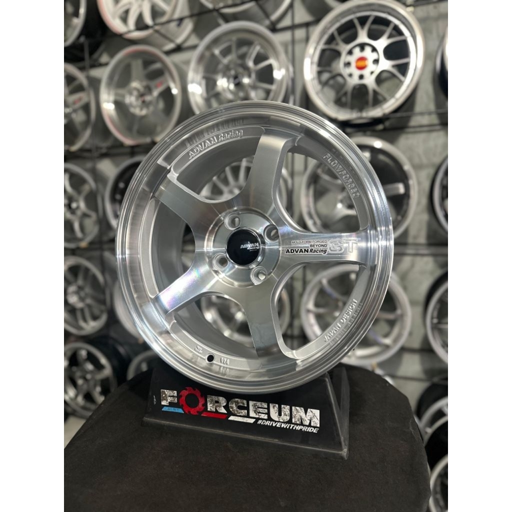 velg advan gt r16 full polish pcd 4x100 lebar 7 kondisi baru