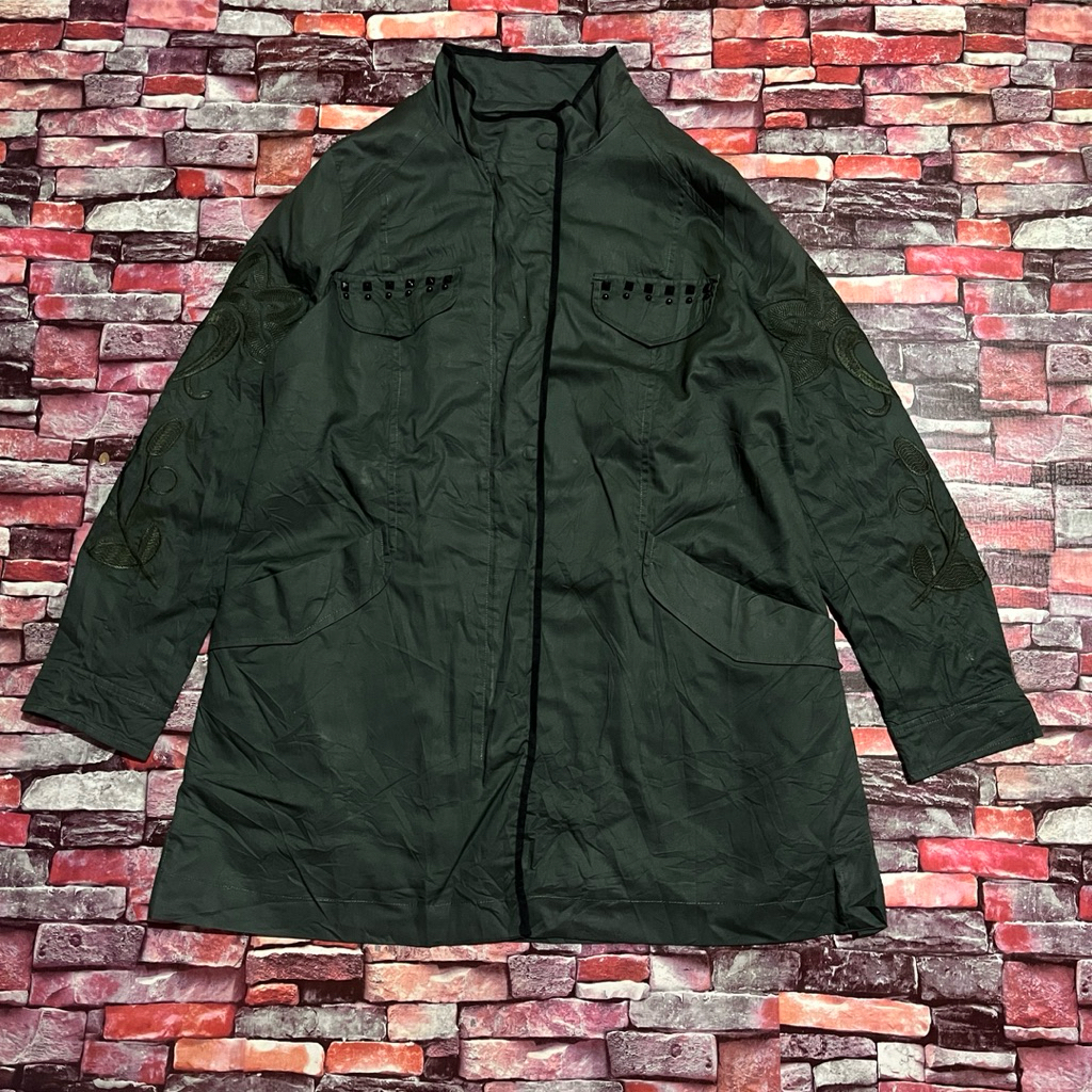 Jaket parka Arnaldo Bassini ( Size M || Lebar dada 53 CM Panjang 78 CM )