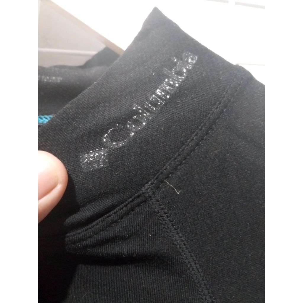 kaos baselayer columbia second bekas preloved