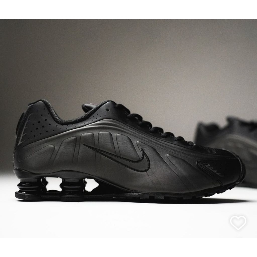 Sepatu Nike Air Shox R4 Mans