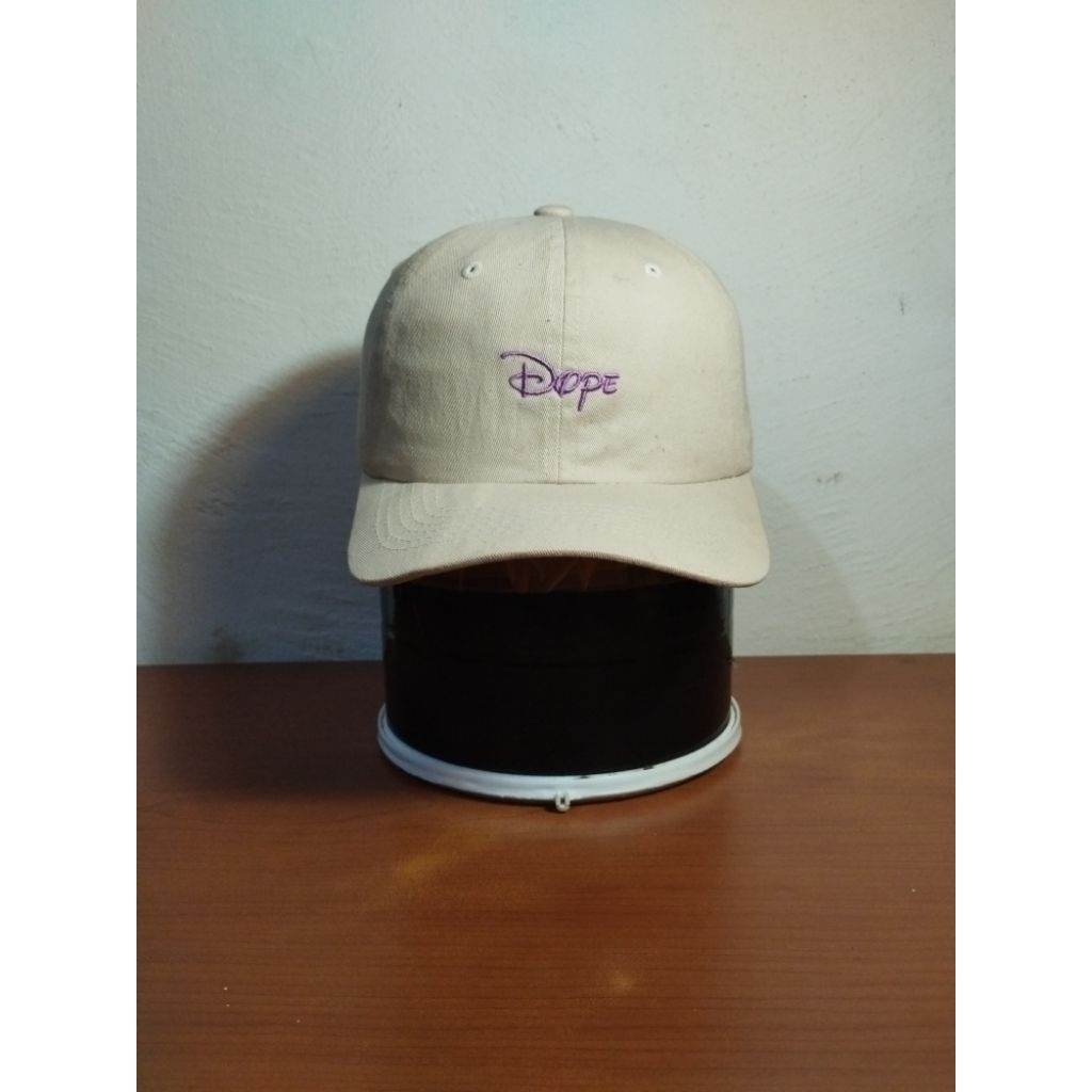 Topi Simplecap Wayward Dope