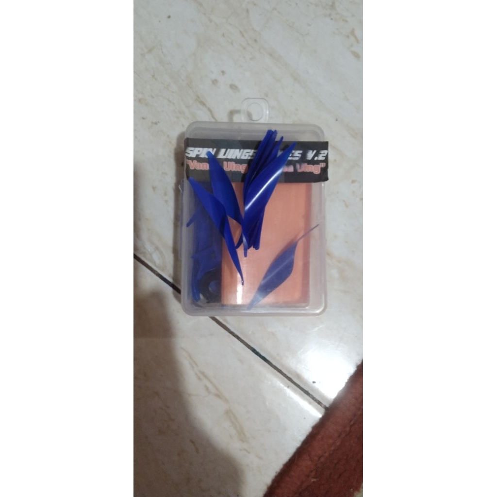 SPIN UWING VANES