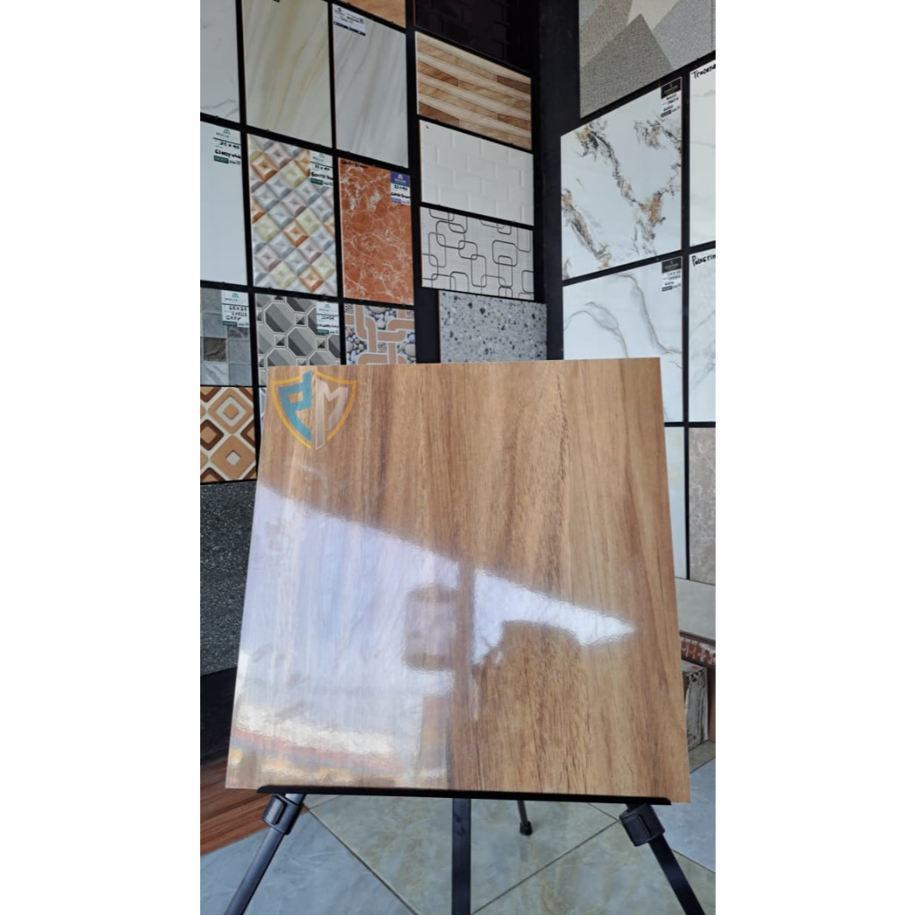 KERAMIK GLOSY 50X50 SUN POWER BEECH WOOD