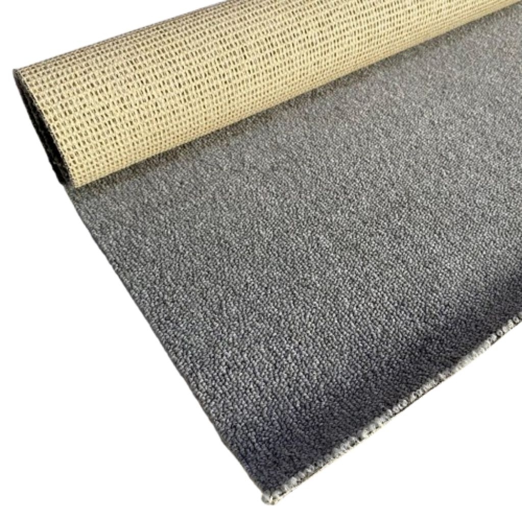 karpet polos tebal warna abu muda