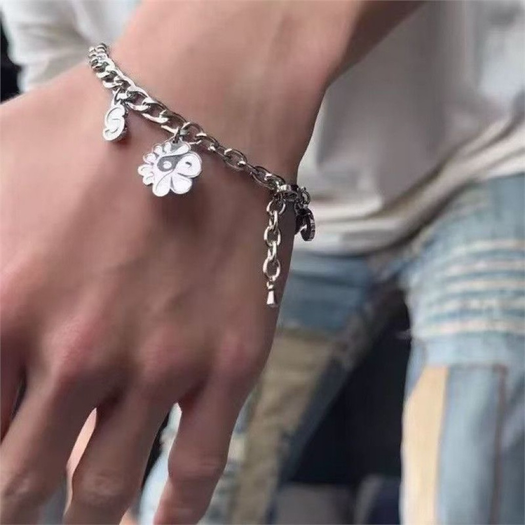 Chelliostuff Gelang Bracelet Cortis (bahan zink alloy) Ready Stock & Real Pict Free Photocard Random