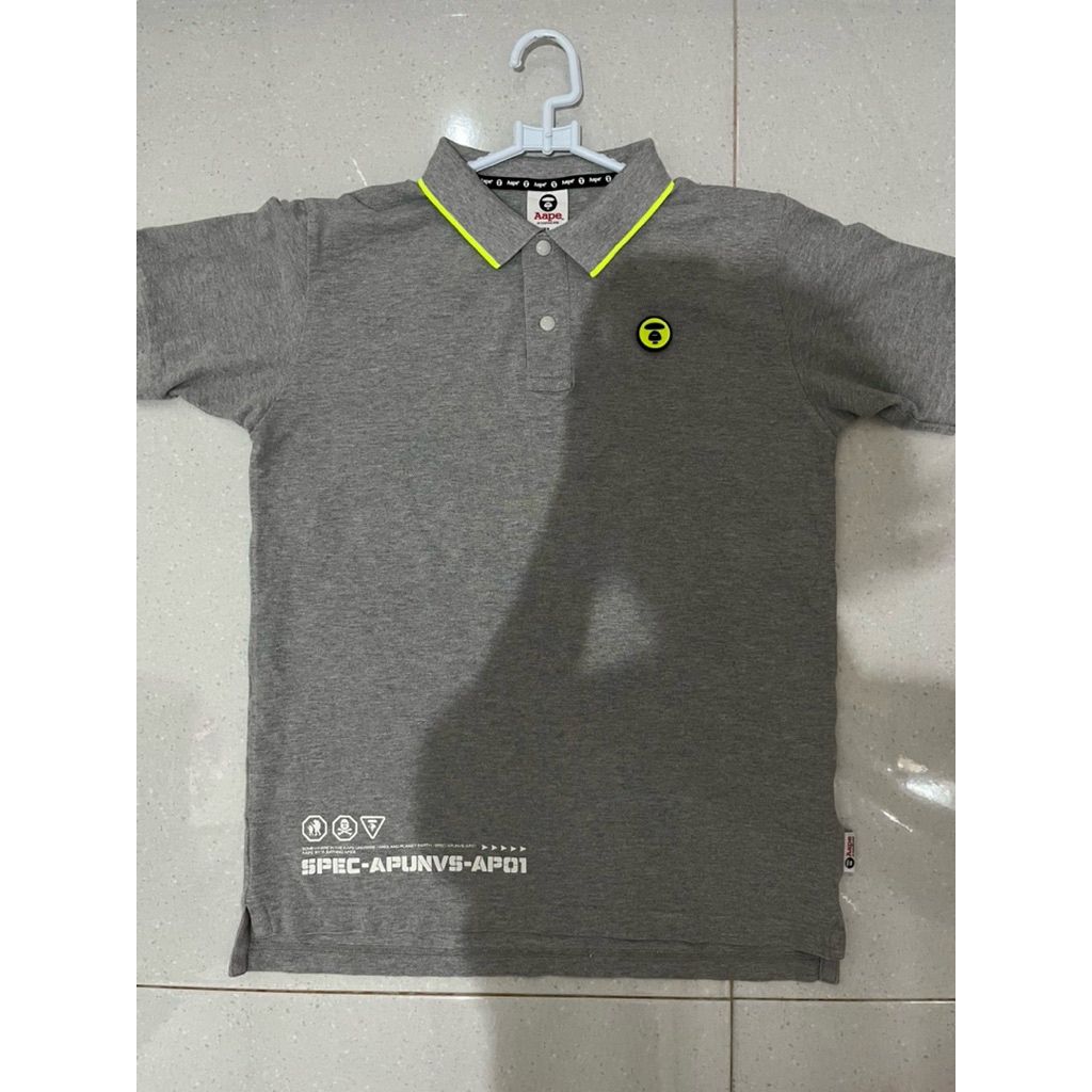 (Preloved) AAPE Moonface Badge Polo - L