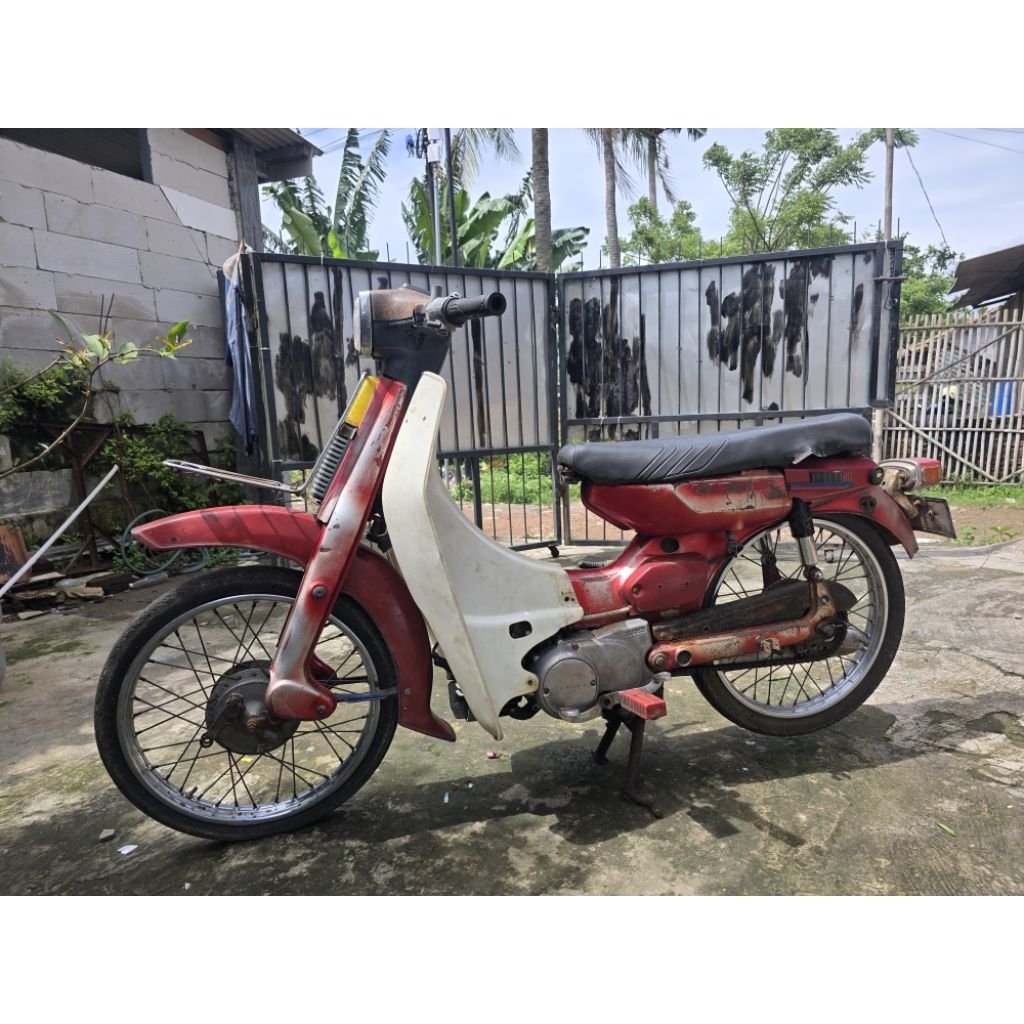 Motor antik yamaha V80 motor bekas / motor bekas V80 / yamaha v80