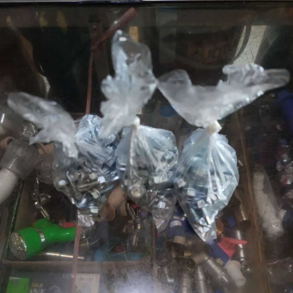 baut taso untuk baja ringan 10×16