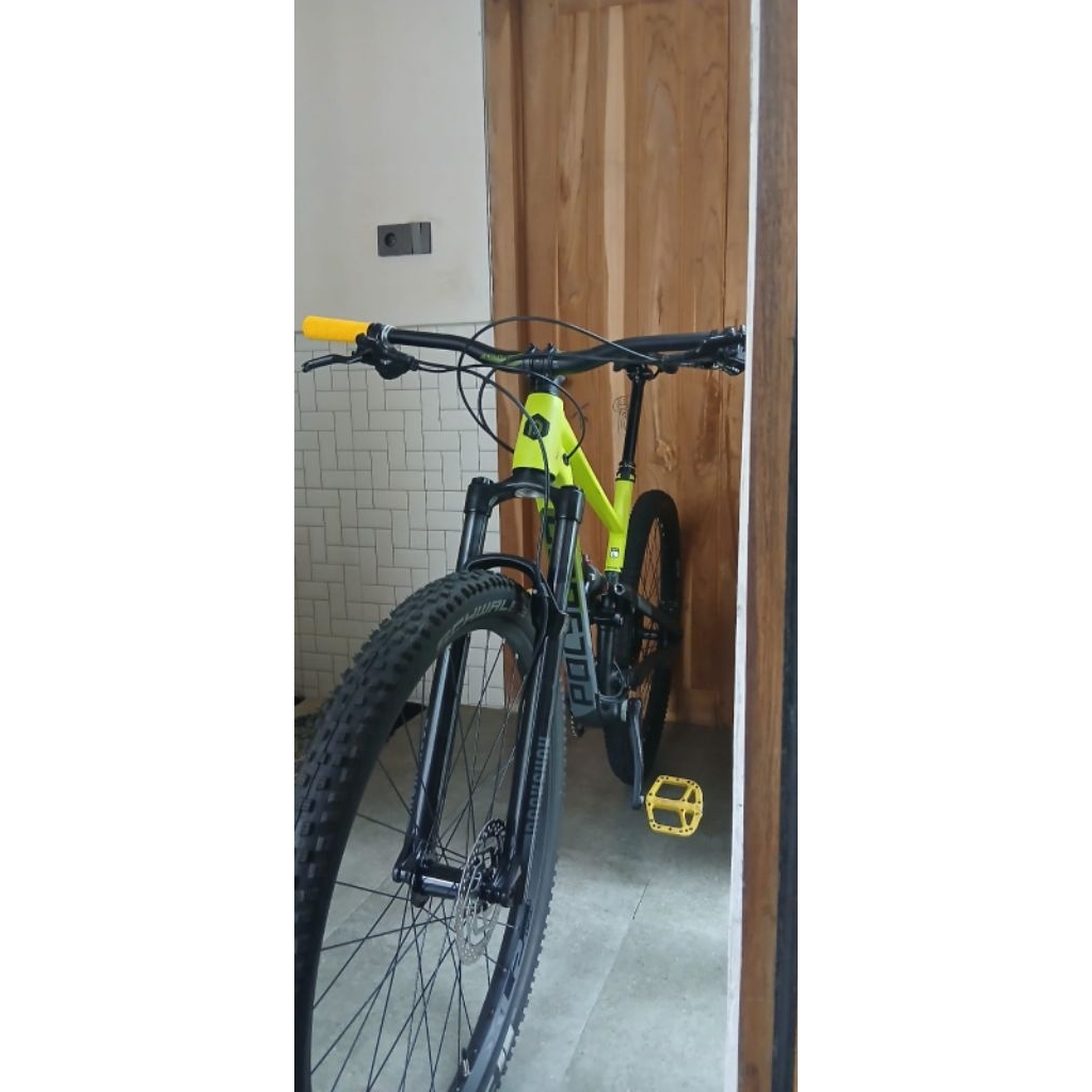 Sepeda Polygon Siskiu D7 tahun 2022-2023 size L29 second Upgrade