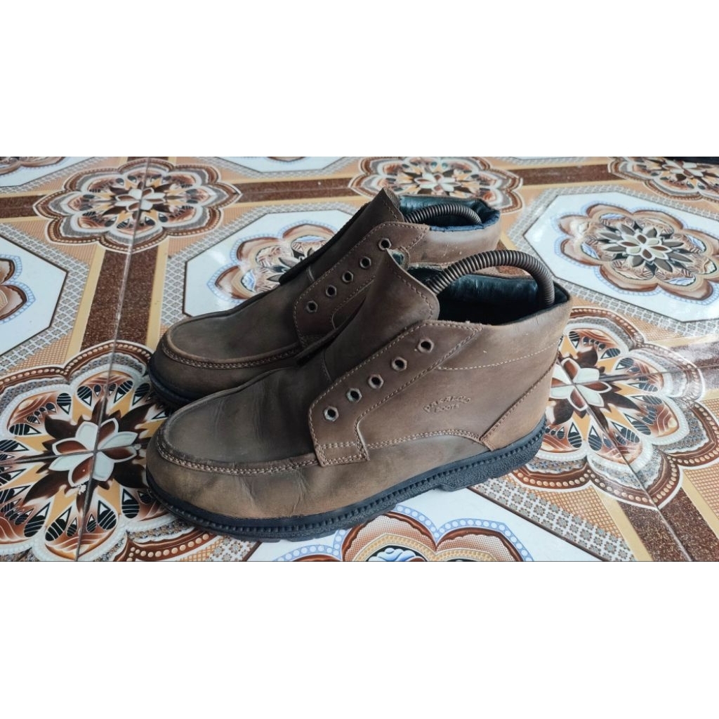Sepatu second boots pakalolo kulit