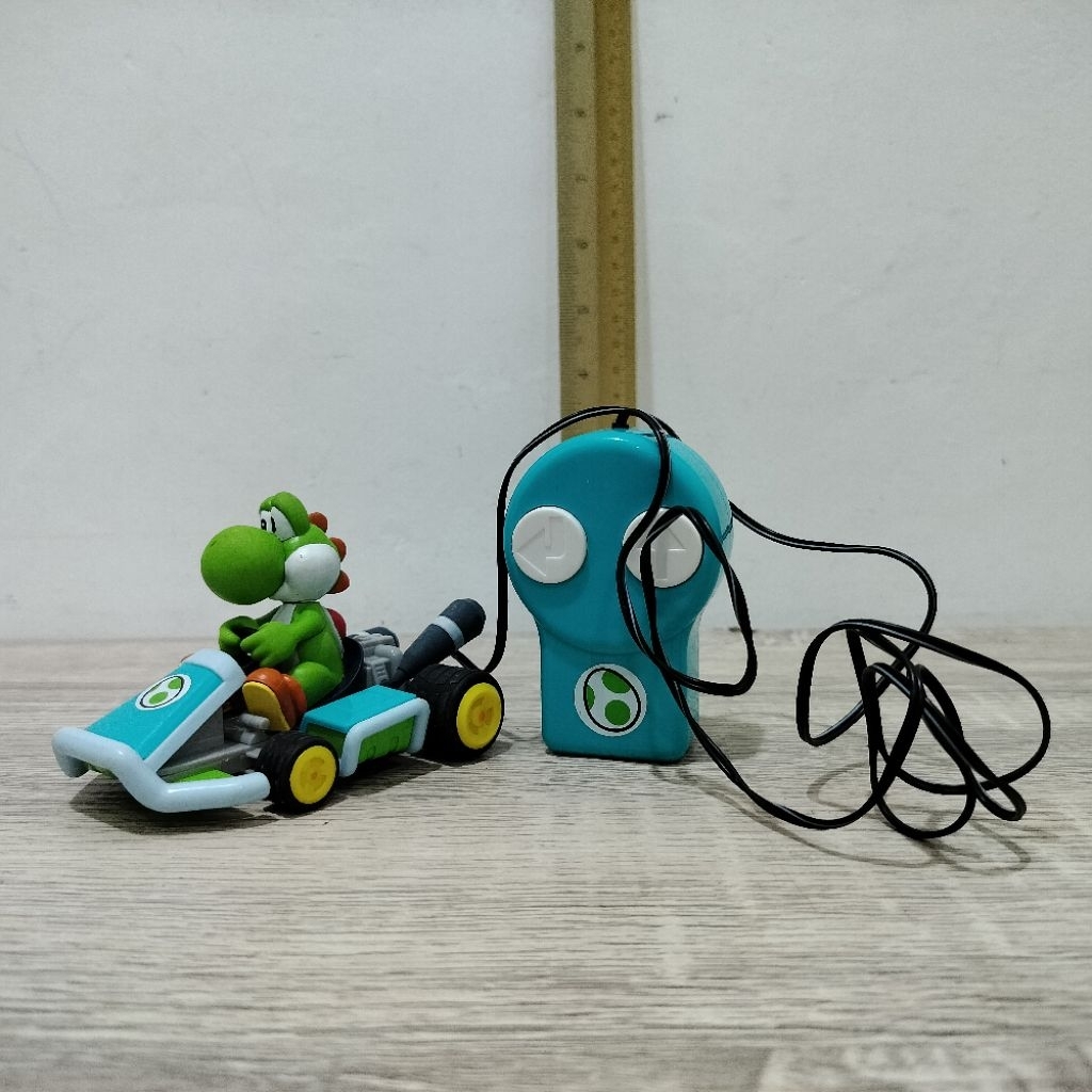 Nintendo Mario kart Yoshi RC