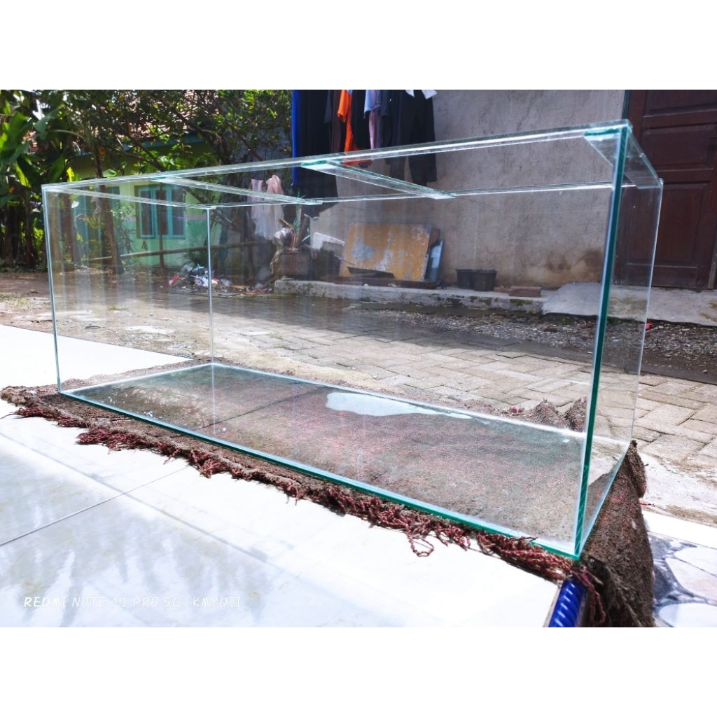 aquarium 100x50x50 8mili