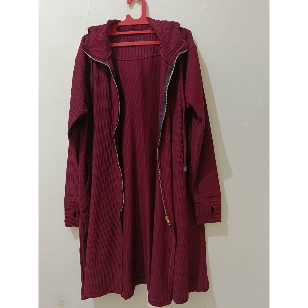 preloved coat wanita muslimah | jaket hodi muslimah | jaket syar i