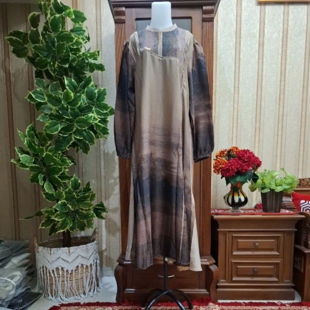 Midi dress jumbo Najwa Julia MWS terbaru.