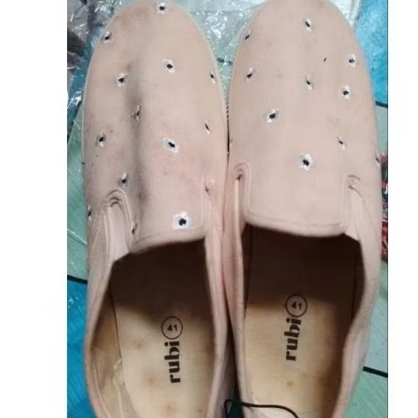 Sepatu Wanita - Sepatu Rubi - Sepatu - Sepatu Cewek