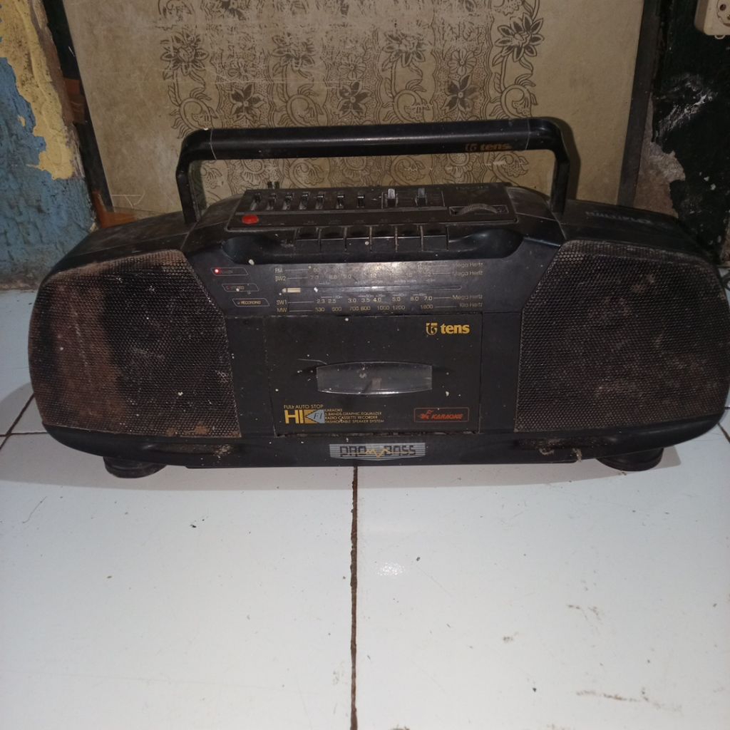 radio kompo tens rusak