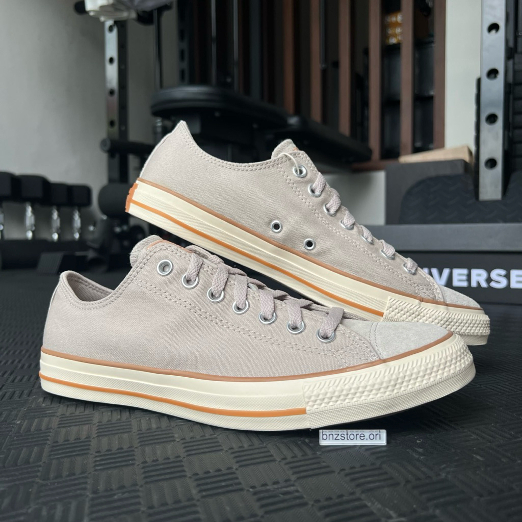 Sepatu Sneakers Pria Converse CTAS Ox Canvas And Leather Papyrus/Vachetta Beige