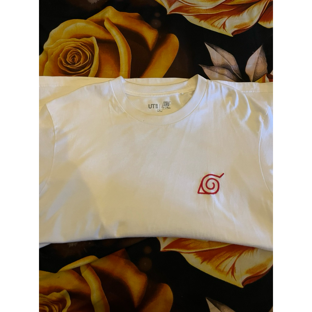 Kaos Uniqlo Collab Naruto