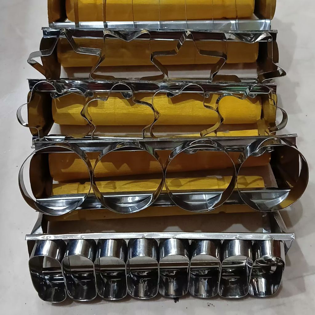 Cetakan Kue Kering Kastengel Putri Salju - Gagang Plastik Kokoh, Stainless Anti Karat, Mudah Dibersi