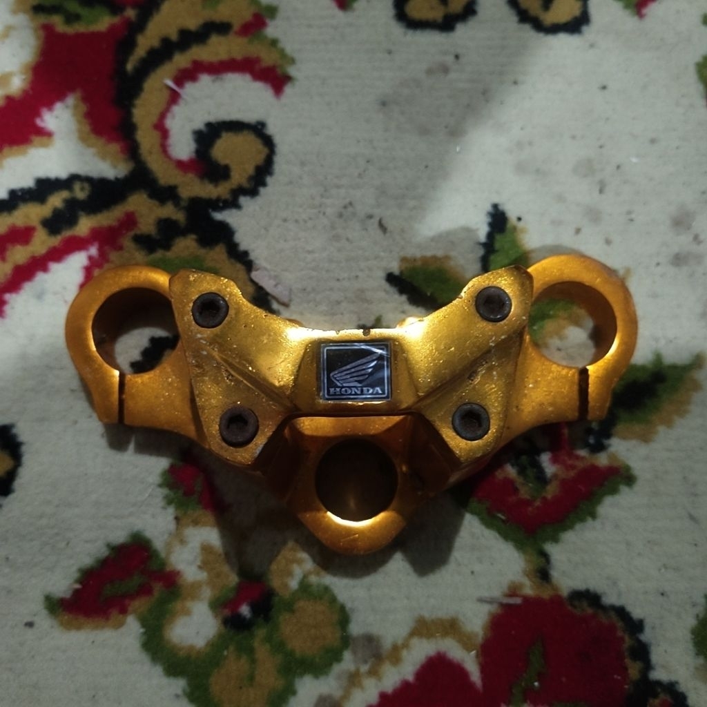 Cuci Gudang Segitiga Atas Shock CBR PnP CB GL Gold