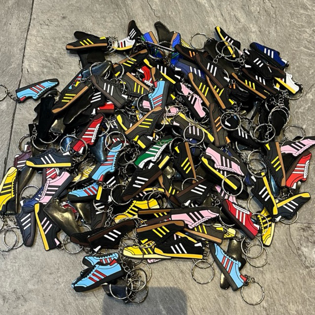 Terrcas Keychain / Gantungan Kunci Adidas Samba Spezial Gazelle dll.