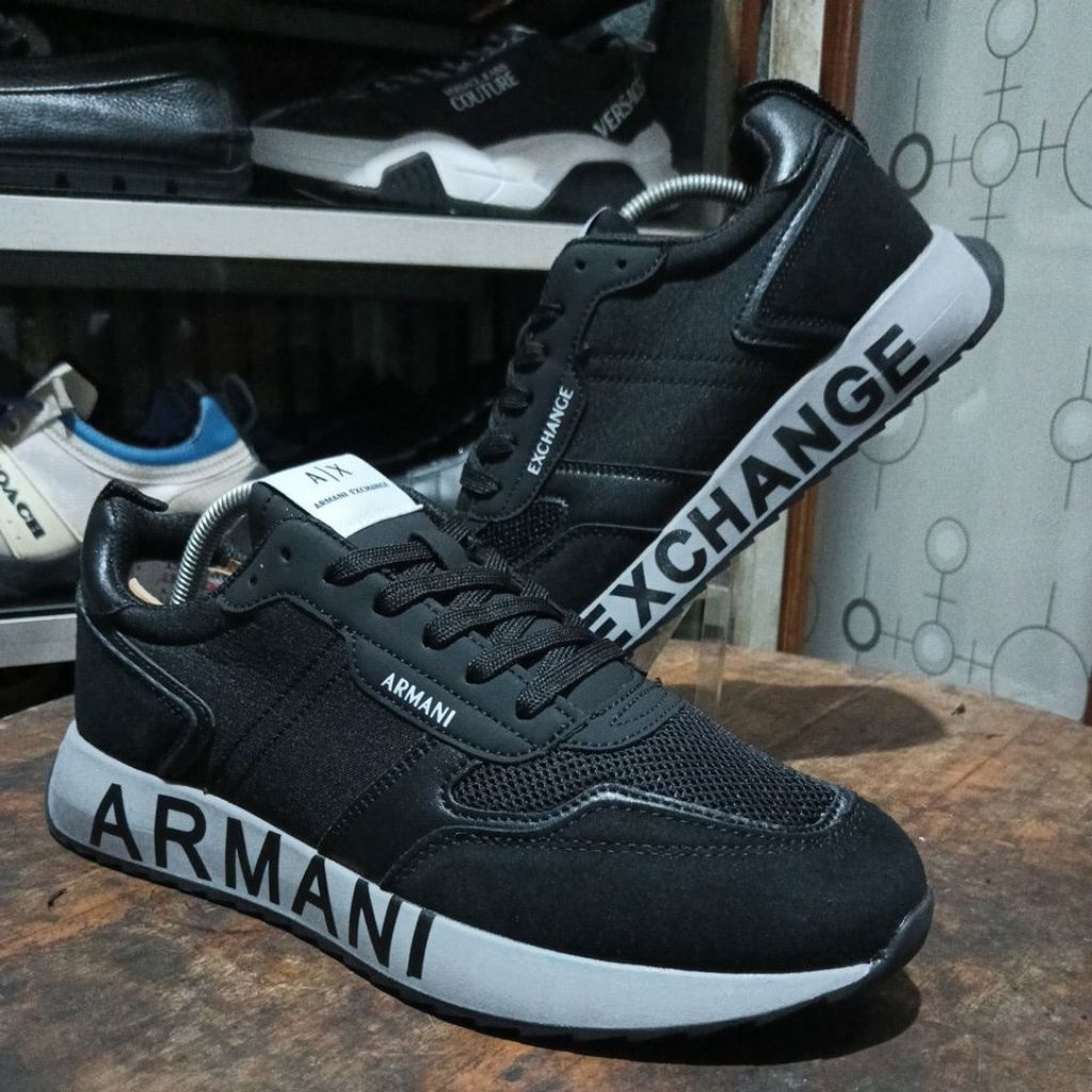 sepatu Armani exchange size 42 fit 43 new