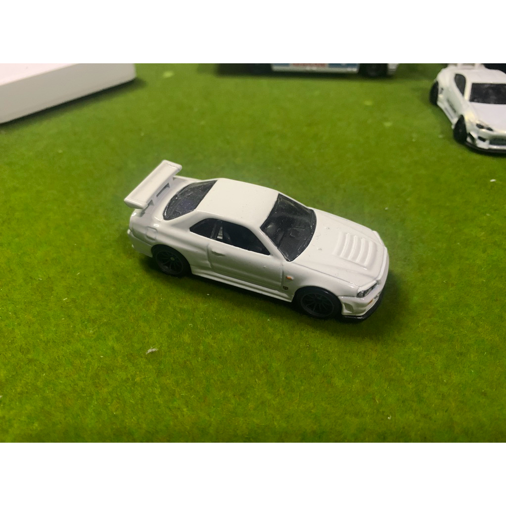 Hot Wheels R34 diorama pack premium loose