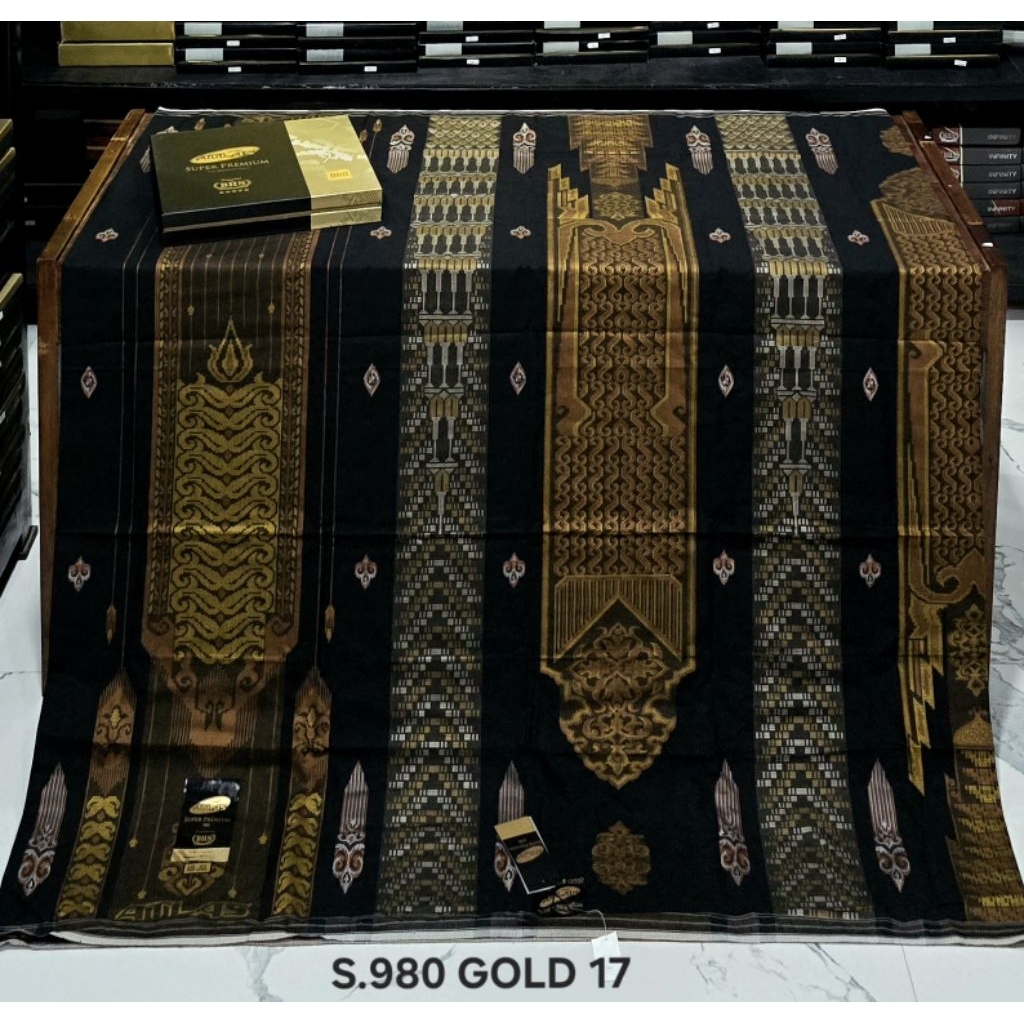 SARUNG ATLAS SUPER PREMIUM 980 KUALITAS GOLD DAN SILVER  (ORIGINAL)