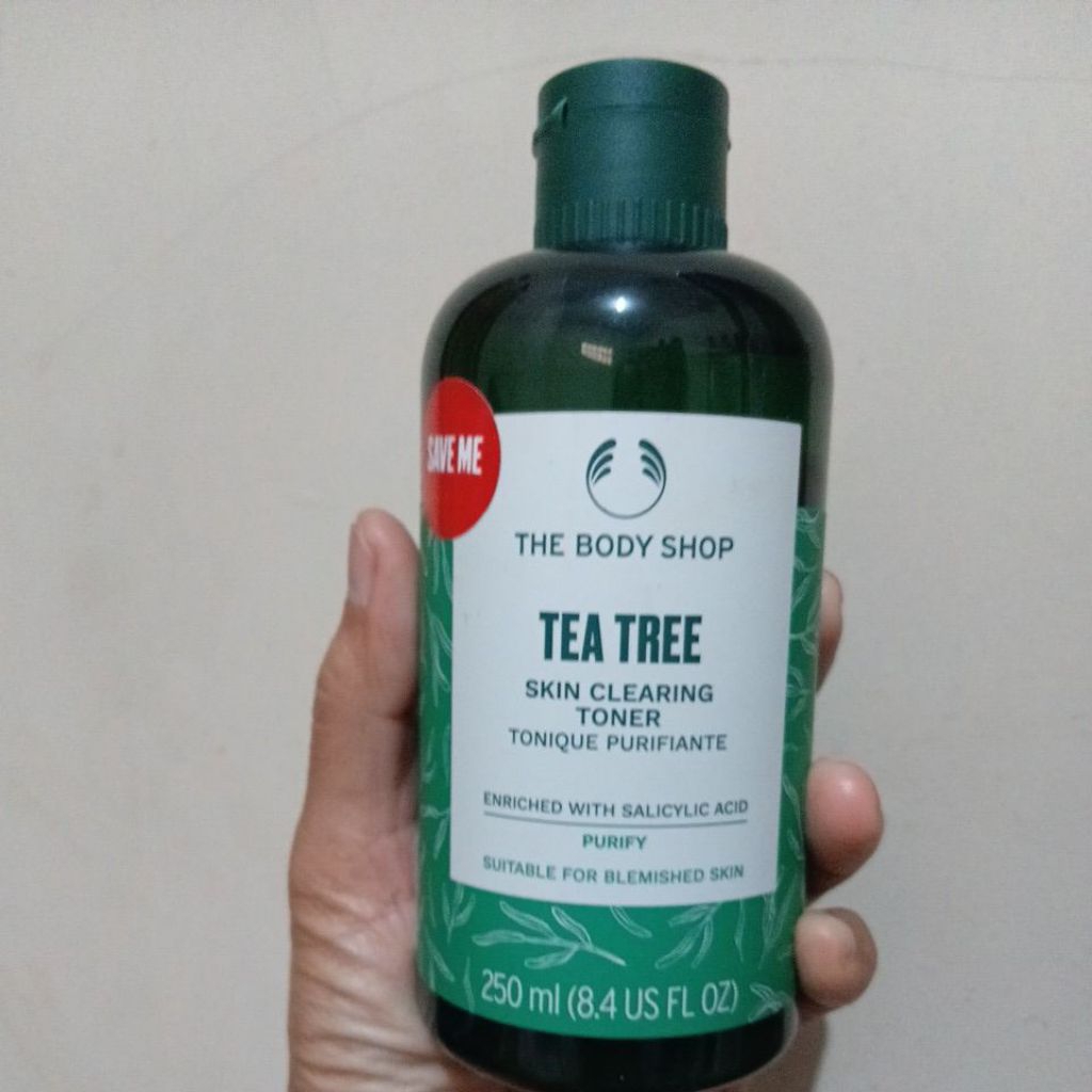 The Body Shop Tea Tree Toner / The Body Shop Tea Tree Skin Clearing Mattifying Toner