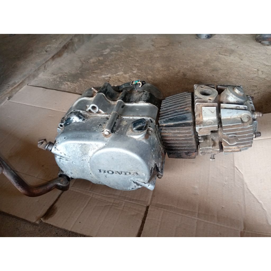 Mesin Honda win BAHAN original copotan kondisi seperti di vidio