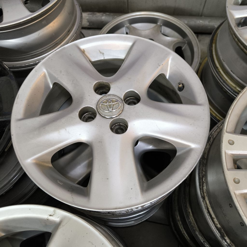 velg OEM Yaris / Vios R15 pcd 4x100(INVOICE)