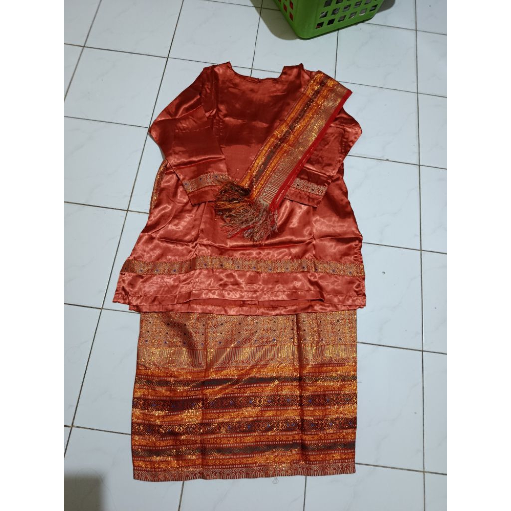(preloved) setelan baju undangan wanita