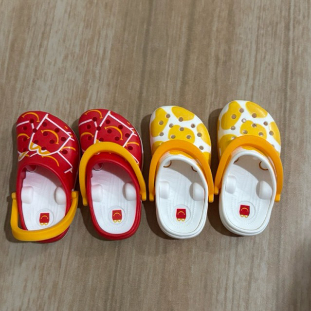 happy meal mcd mcdonalds x crocs