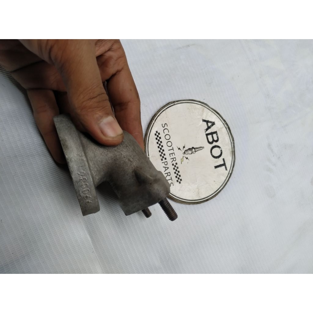 Manipul karbu vespa PTS