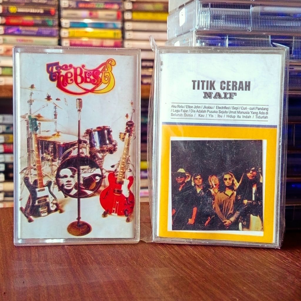 Kumpulan Kaset Pita Naif