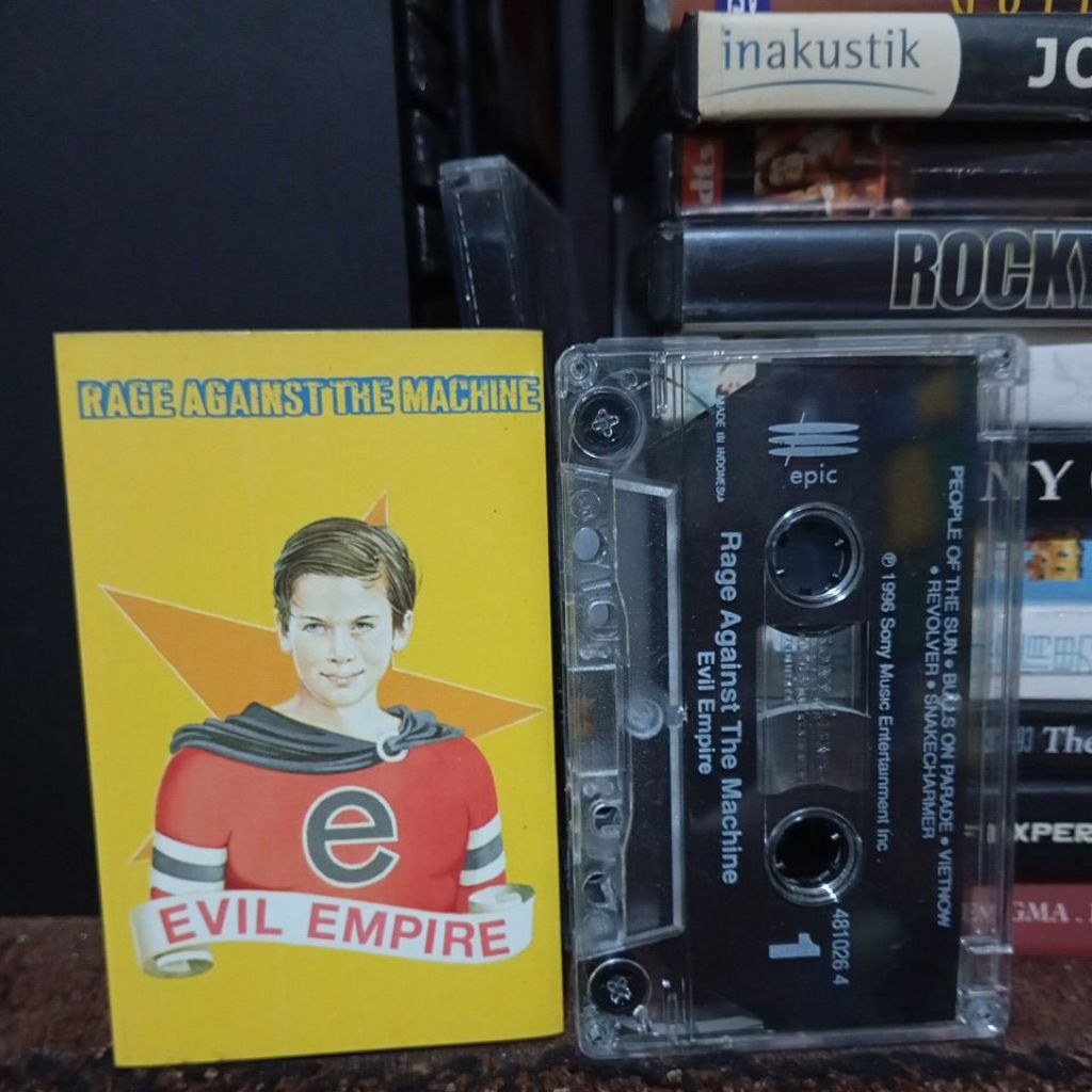 Kaset Pita rage against the machine evil Empire